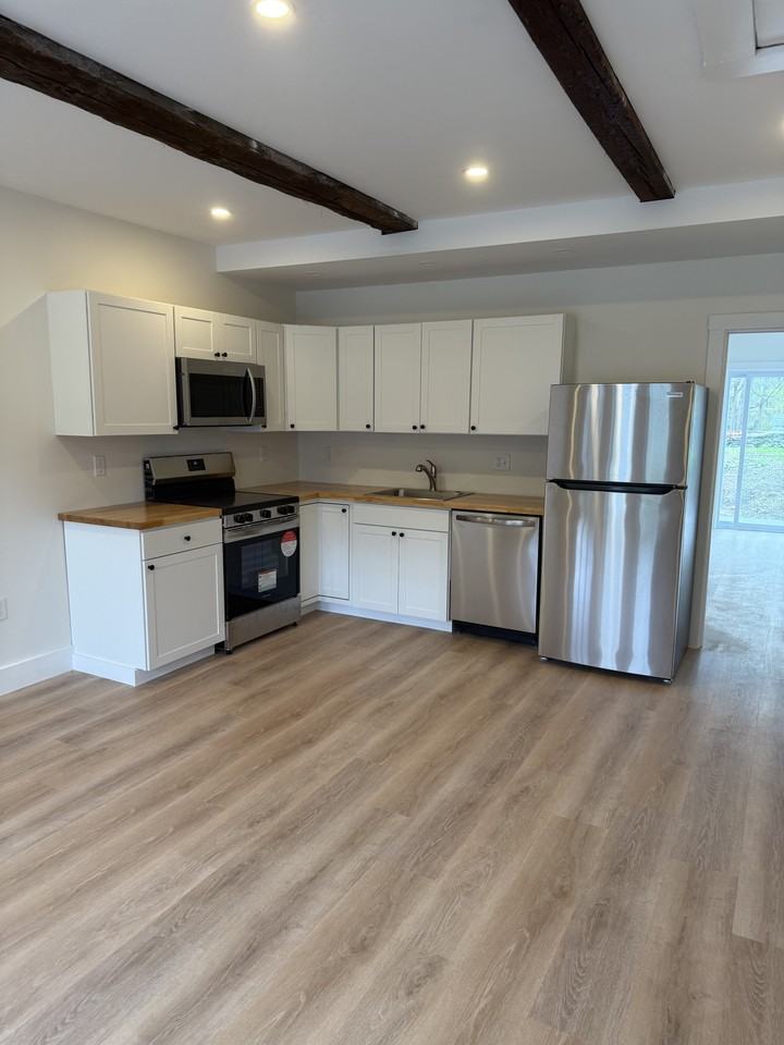 11 Mill St #2 - Photo 3 of 12