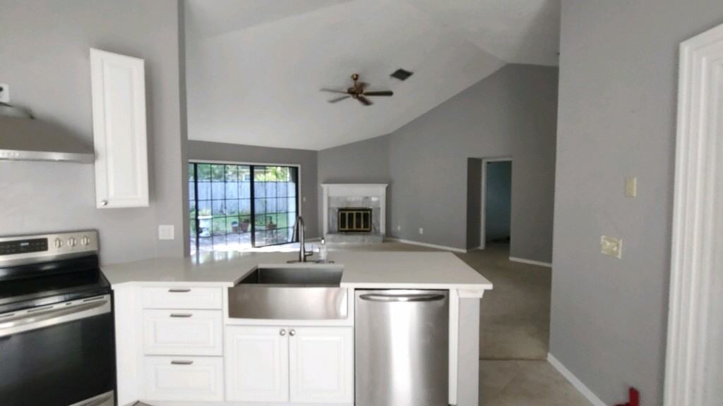 8150 Loch Lomond Ln #NA - Photo 4 of 21