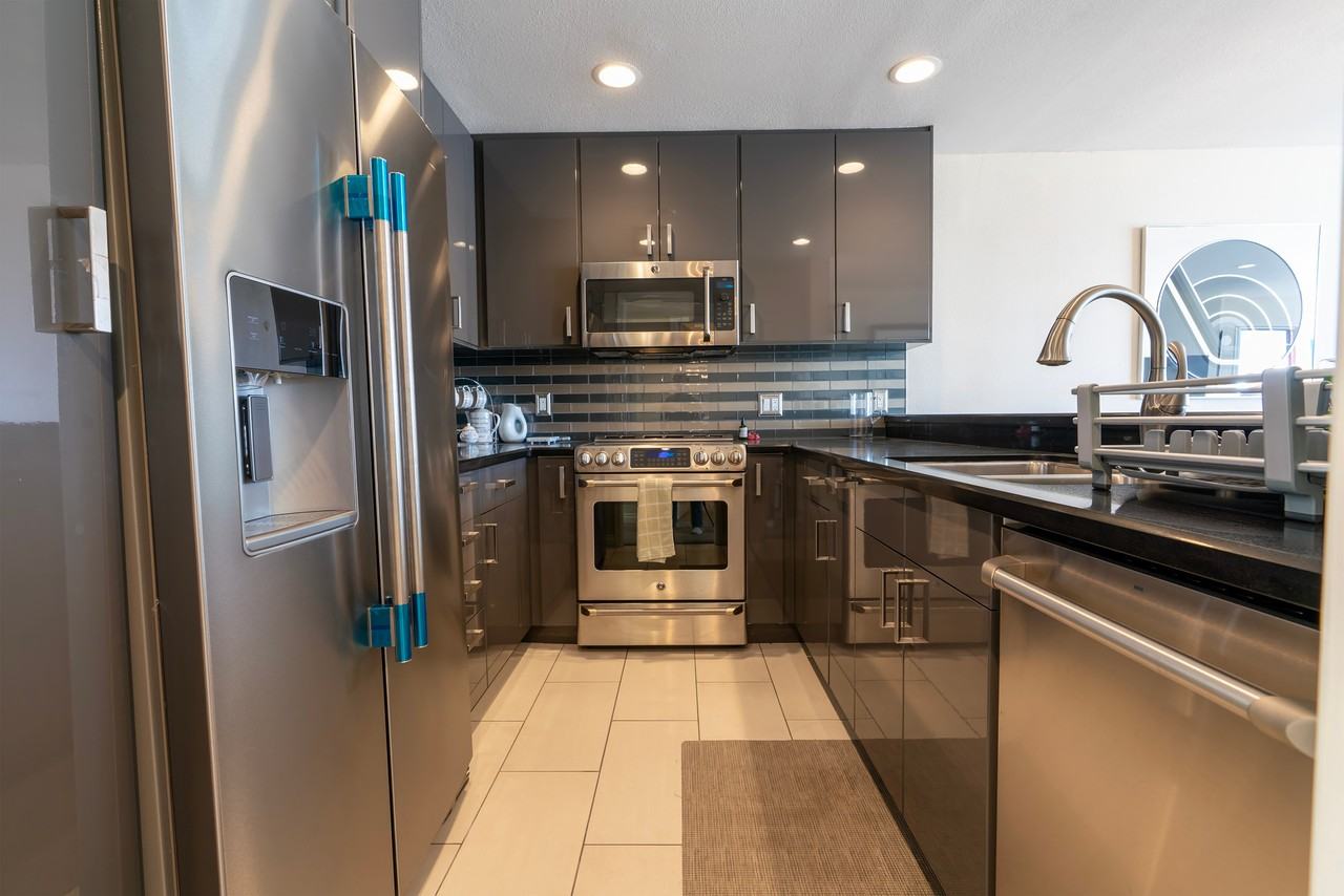 855 La Playa Street #451 - Photo 3 of 12
