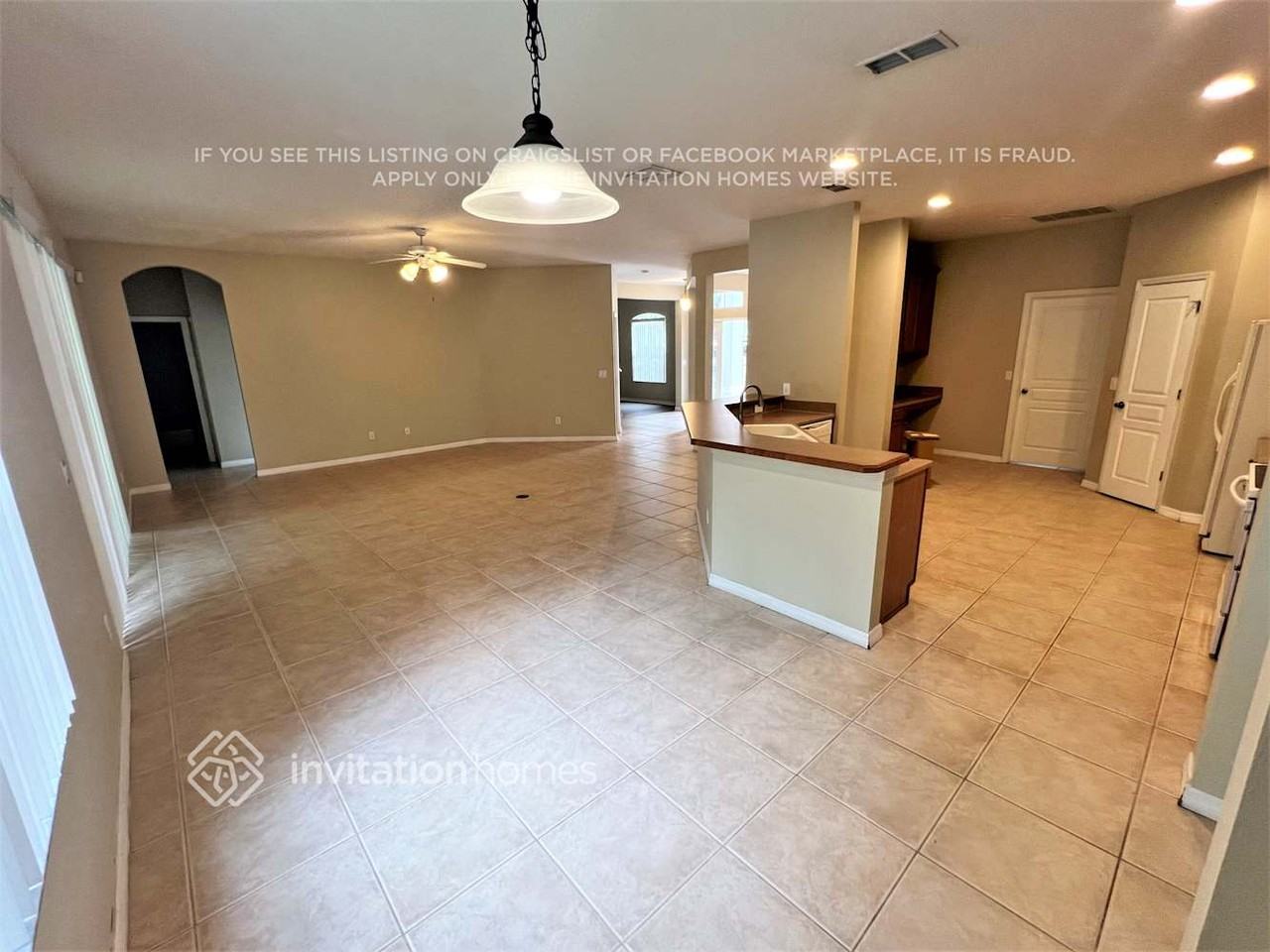 627 Errol Pkwy - Photo 5 of 16