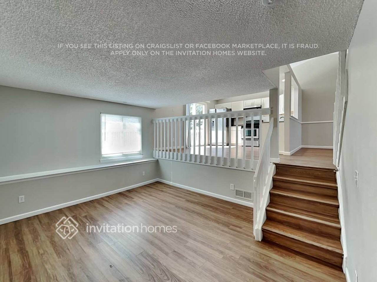 4861 S Dunkirk Way - Photo 6 of 17