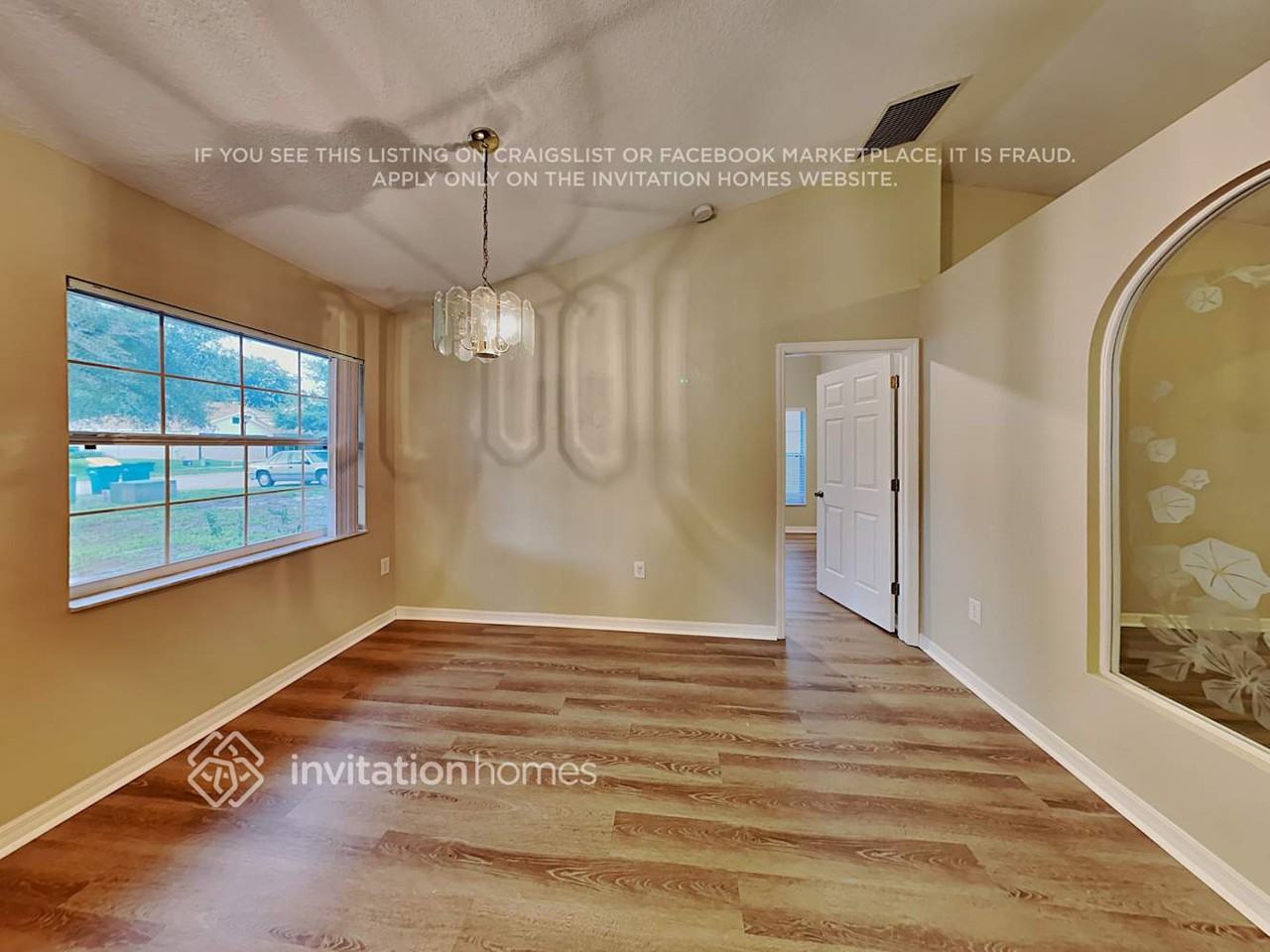 2486 W Moonlight Ln - Photo 4 of 19