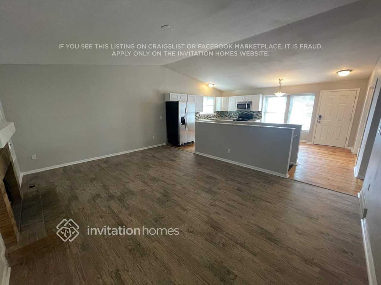 12448 Bellaire St - Photo 3 of 18