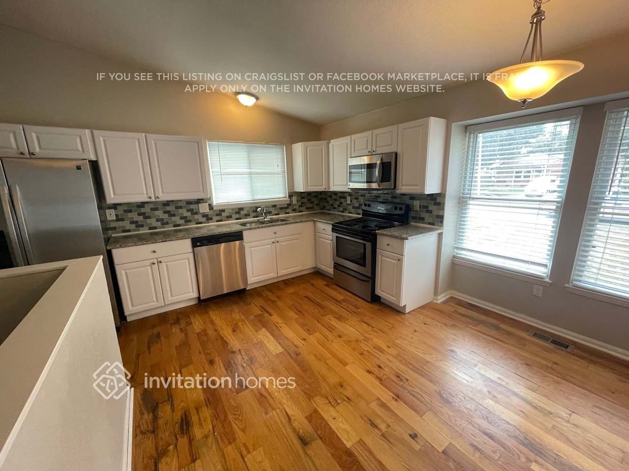 12448 Bellaire St - Photo 5 of 18