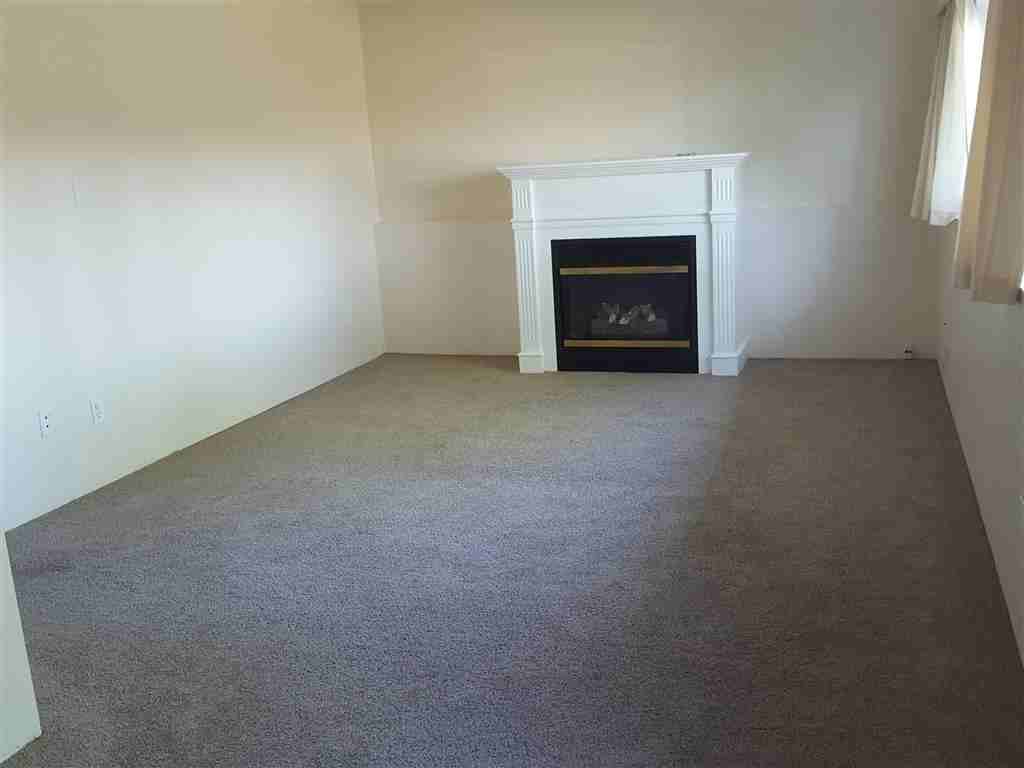 Ashton Oaks Apartments - Photo 2 of 4