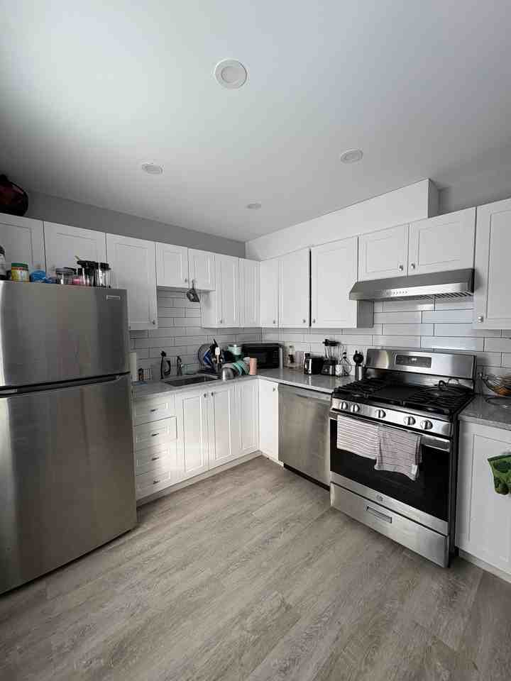 90 Lower Charlotte - Photo 3 of 18