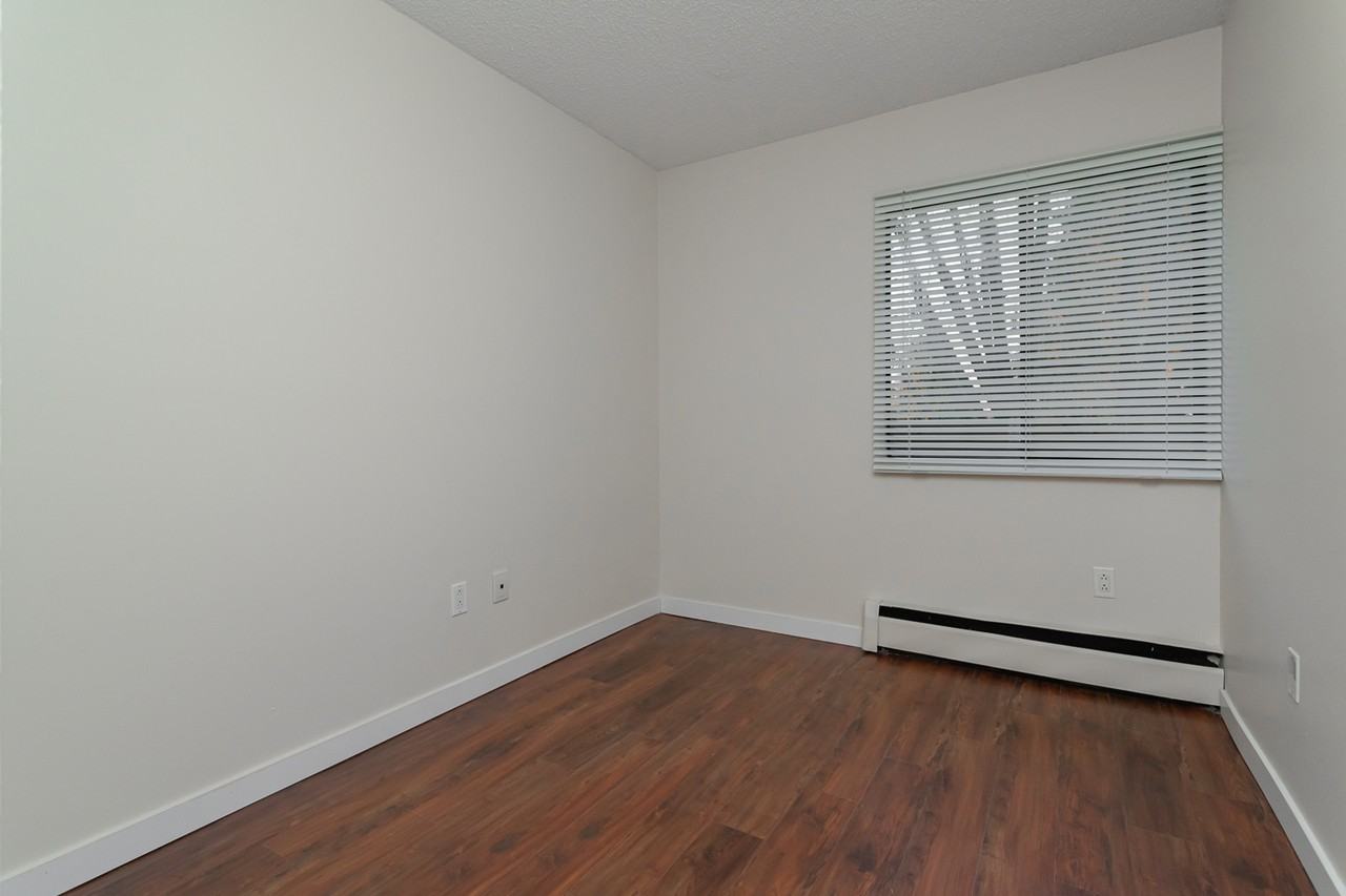 Blue Mountain Apartments - Photo 5 of 9