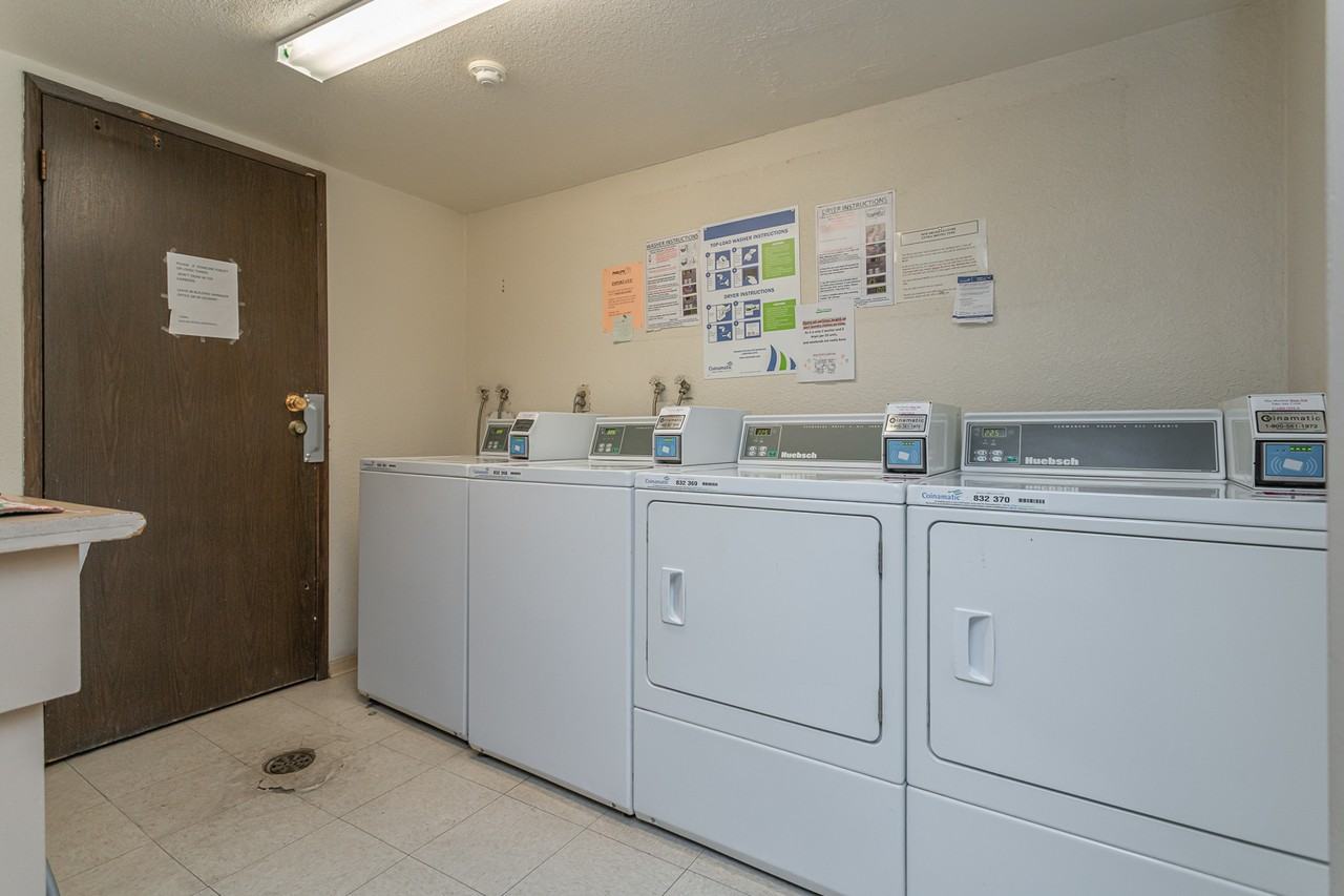 Blue Mountain Apartments - Photo 7 of 9