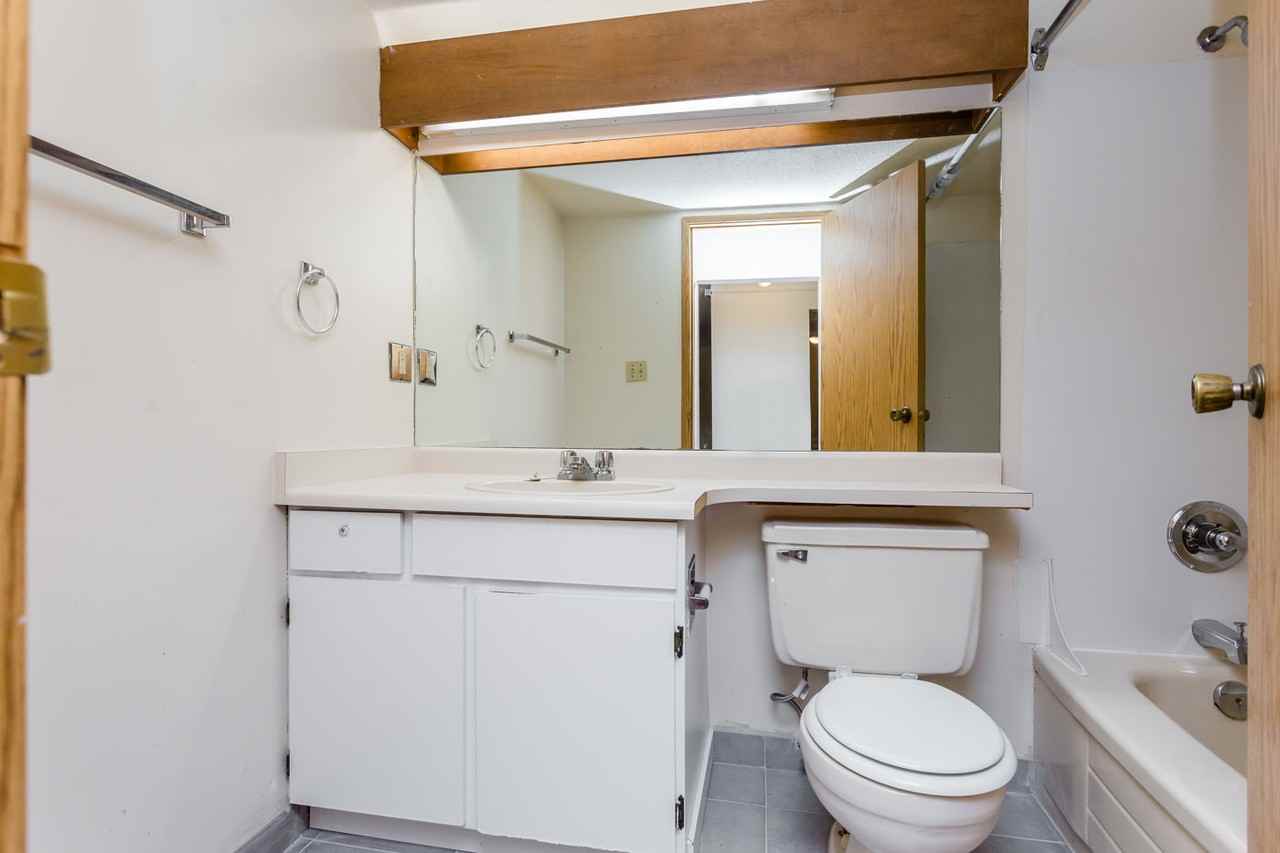 Leighton Apartments - Photo 6 of 8