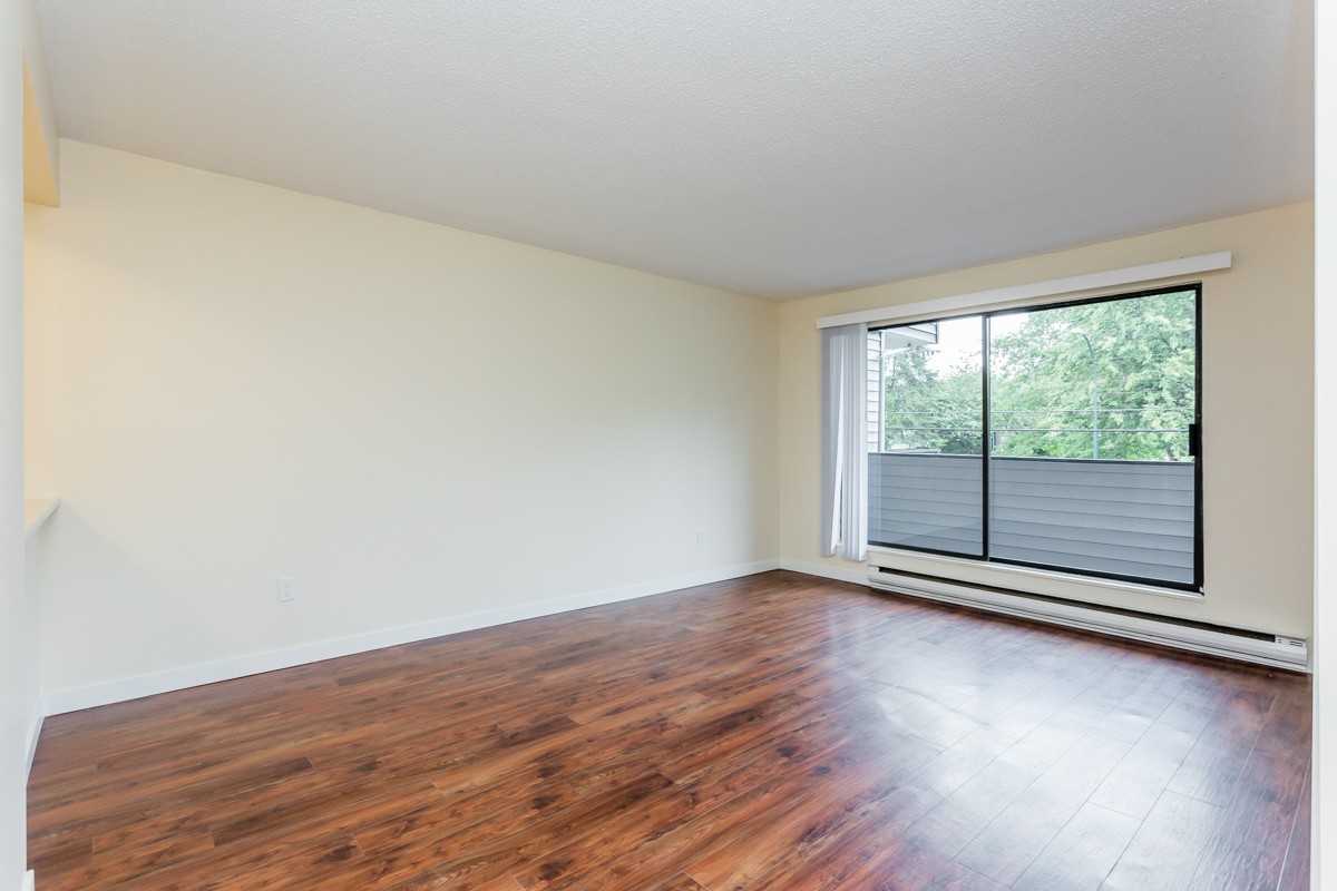 Parkside Apartments - Photo 5 of 11