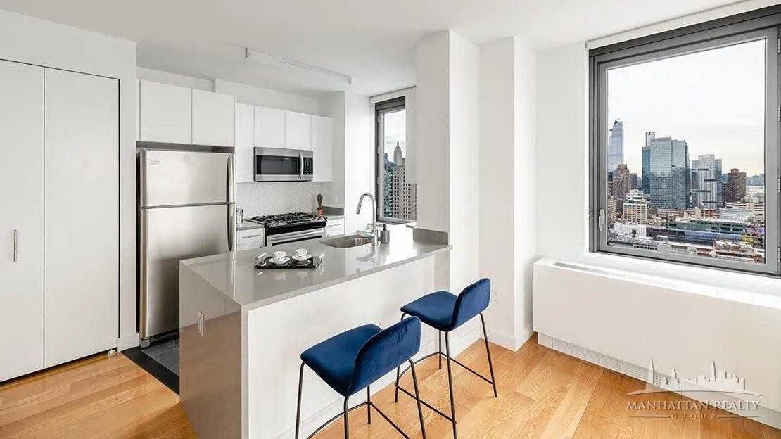 W 57th St #2003 - Photo 2 of 6