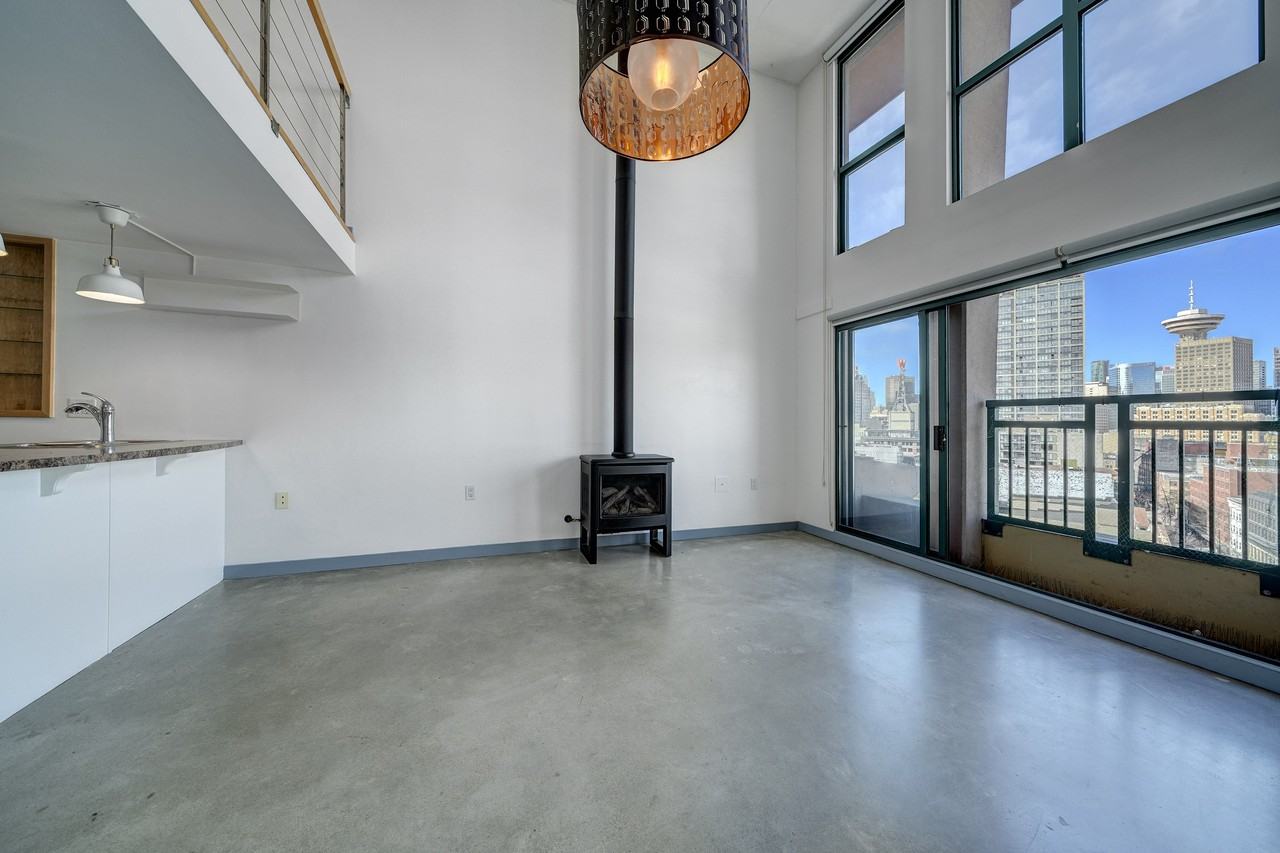 22 East Cordova Street #806 - Photo 5 of 36