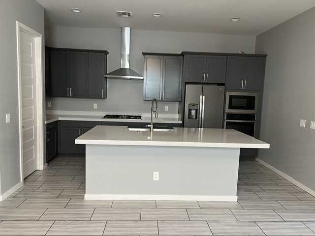 23061 E Mayberry Rd #1 - Photo 5 of 31