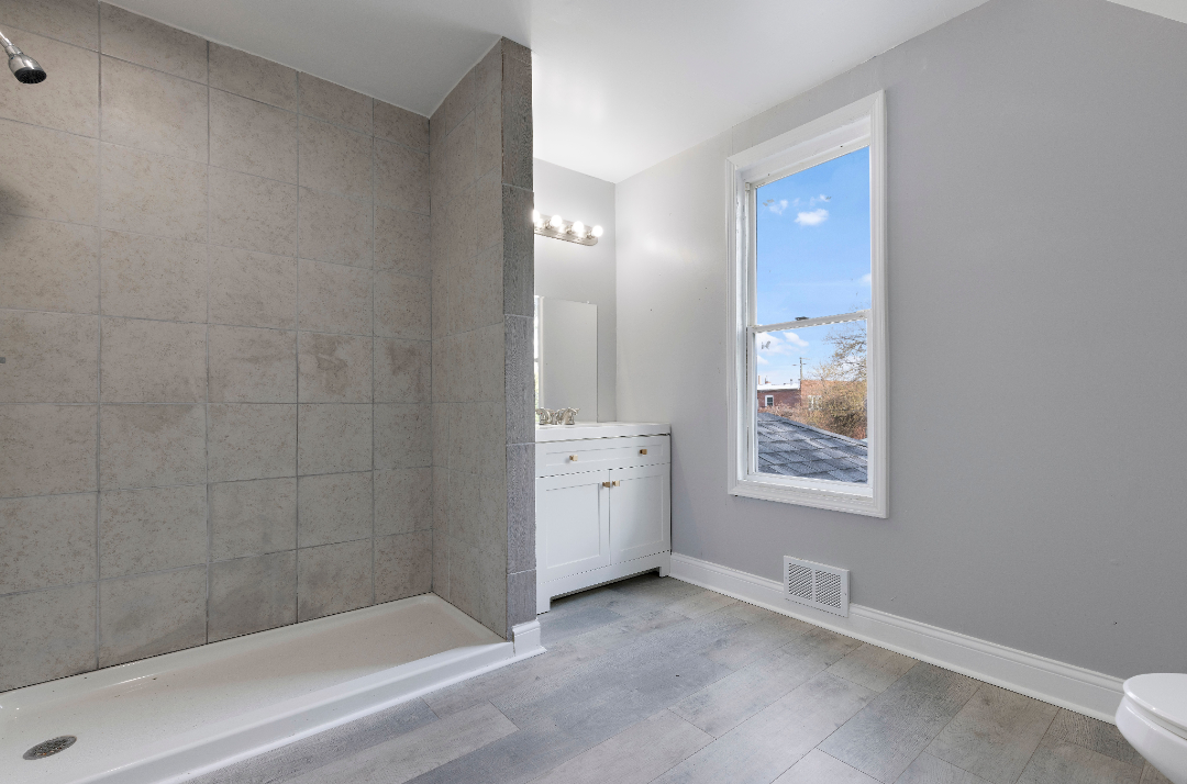 1519 17th Ave #1 - Photo 7 of 17