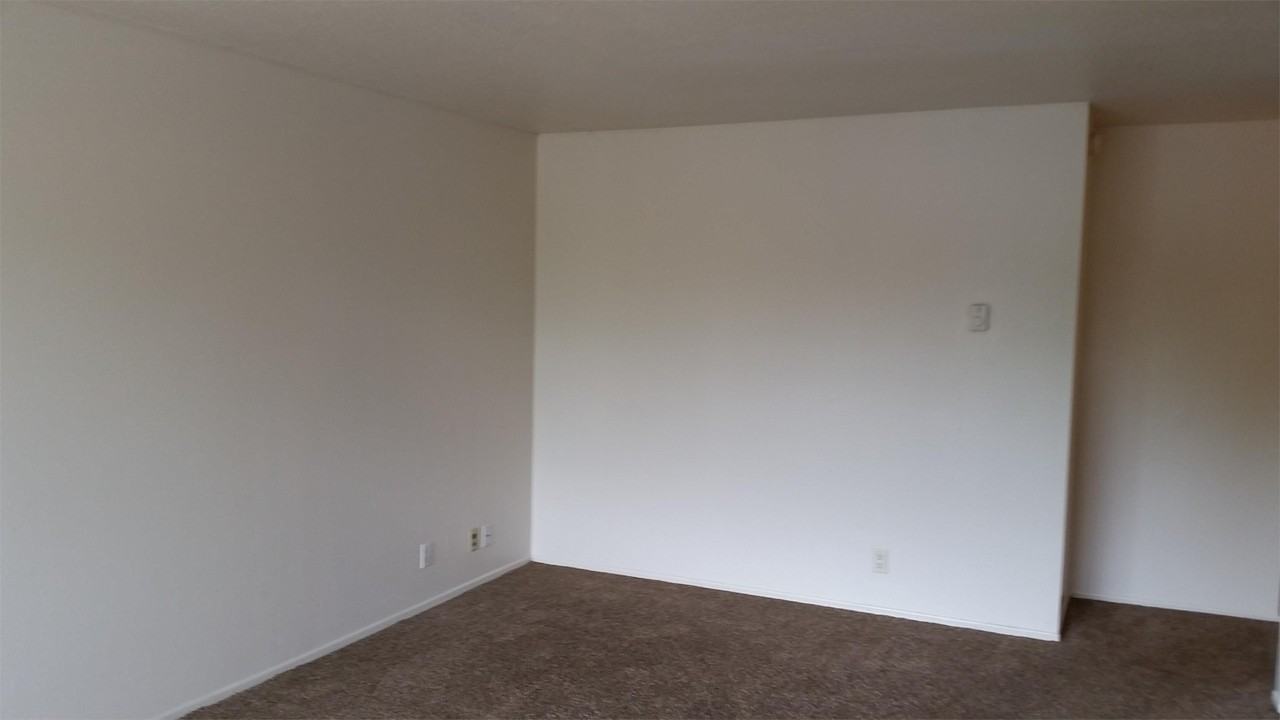 3293 Center St Ne #3293 - Photo 6 of 21