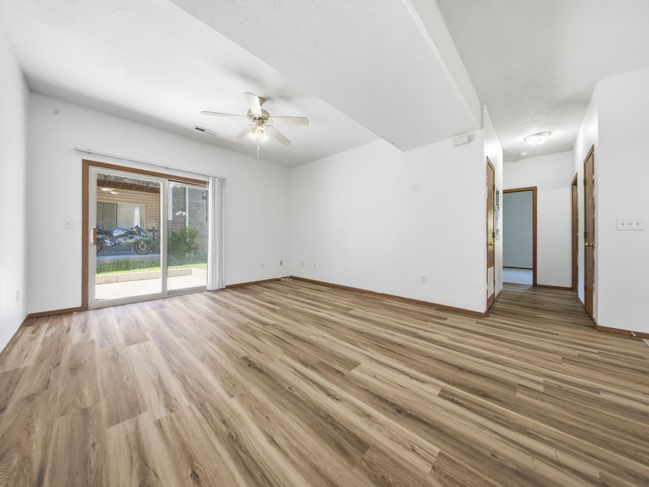 2045 Southfork Dr #2045 - Photo 6 of 20