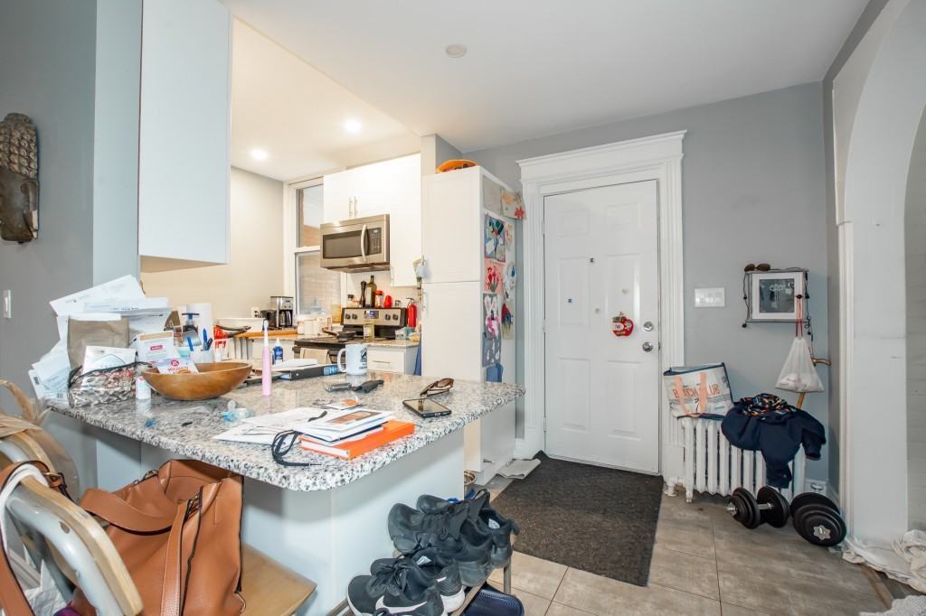 55 Wellington St S - Photo 7 of 19
