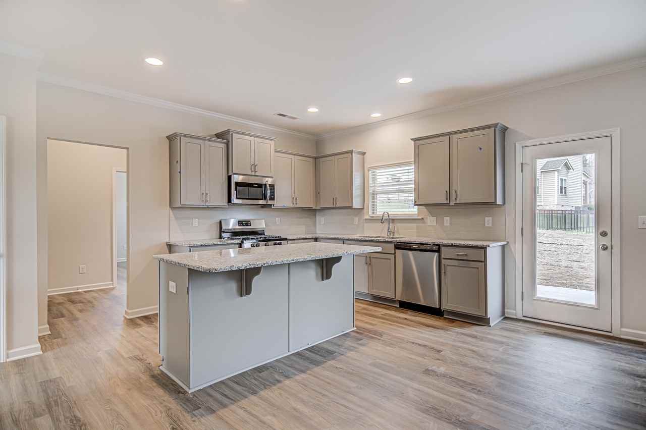 3305 Ardmore St #1 - Photo 7 of 35