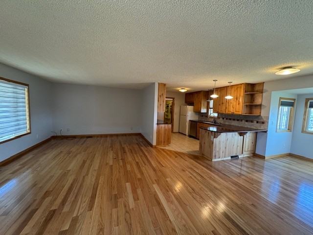 1112 W Saratoga Ave #1 - Photo 3 of 34