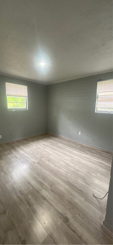 1308 E Roosevelt Ave #1 - Photo 6 of 9