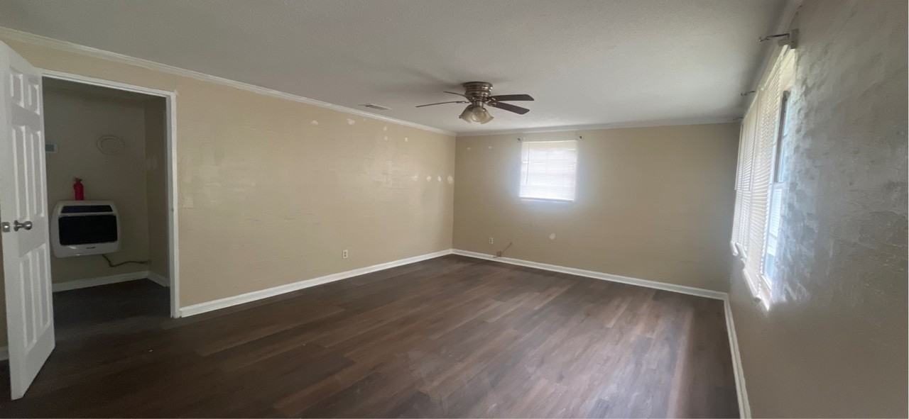 1410 E Roosevelt Ave #1 - Photo 3 of 9