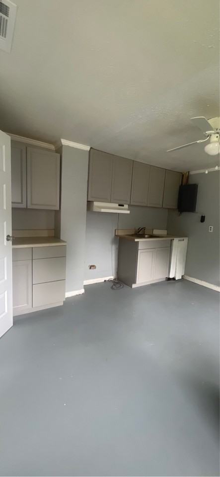 1418 E Roosevelt Ave #1 - Photo 4 of 10