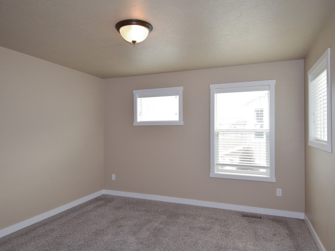 1236 W 2432 S #1 - Photo 5 of 11