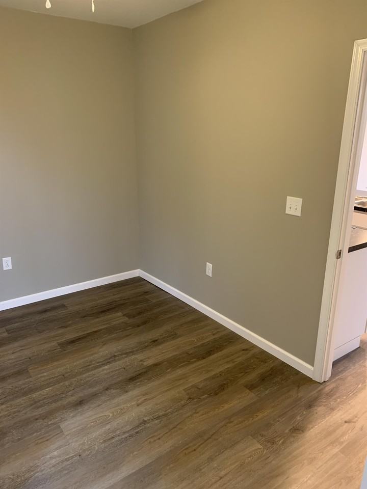 612 Maple Ave #1 - Photo 6 of 12