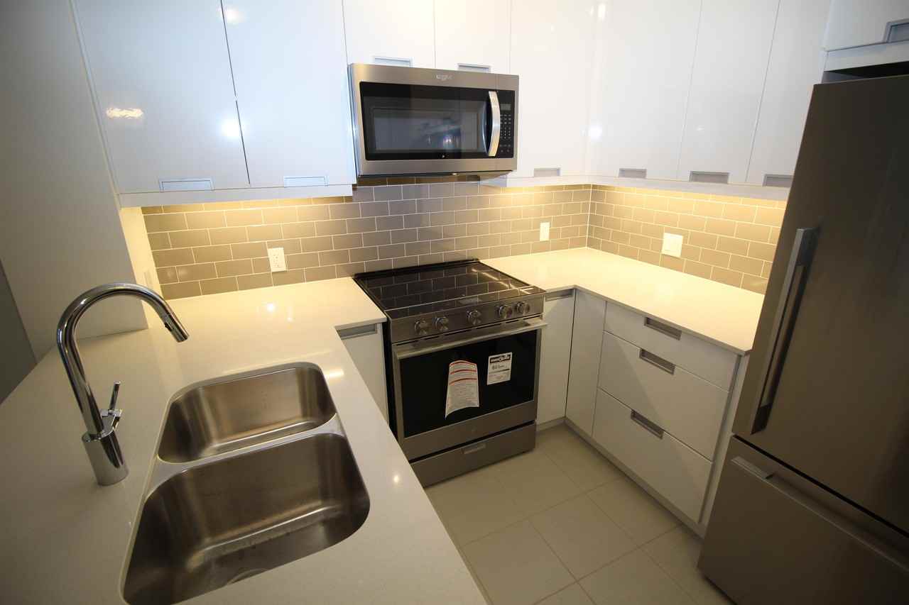 65 Pinnacle Uptown #1 - Photo 4 of 16