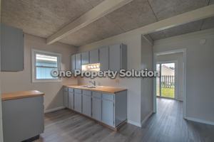 featured image of 1327 Logan St #1