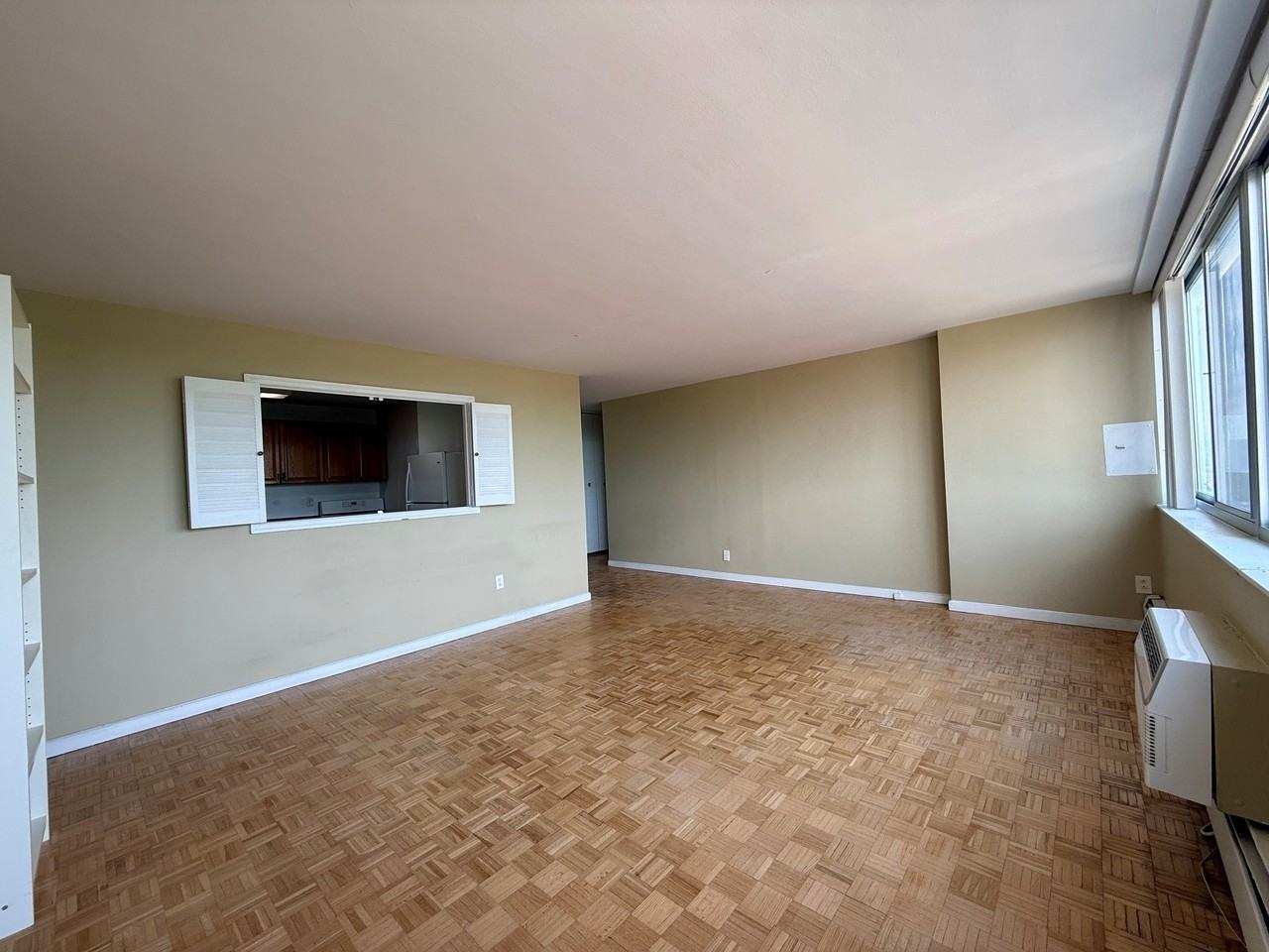 1401 Pennsylvania Ave #914 - Photo 6 of 15