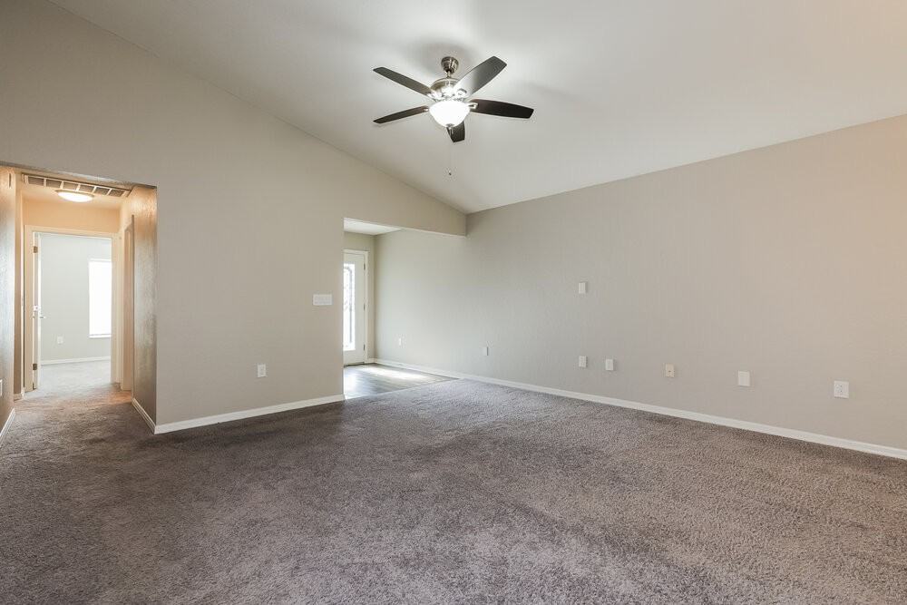 8006 Brookeshire Dr - Photo 3 of 16