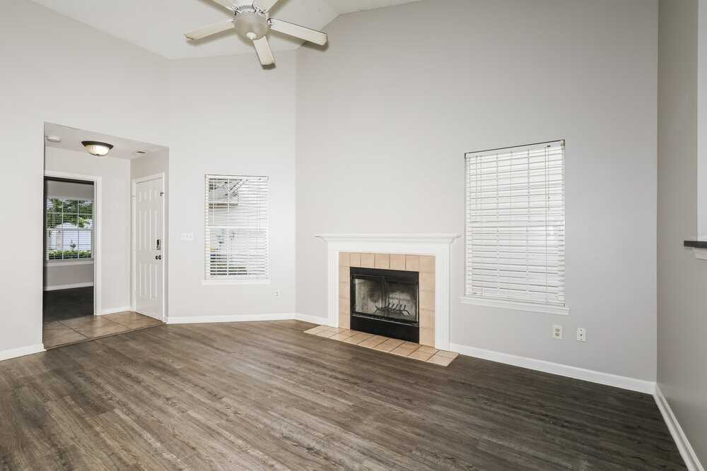 6439 Titania Dr - Photo 6 of 16