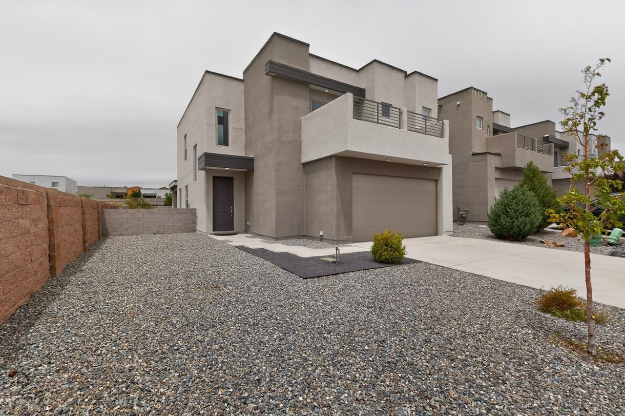 5603 Linq Ct Ne #1 - Photo 4 of 45