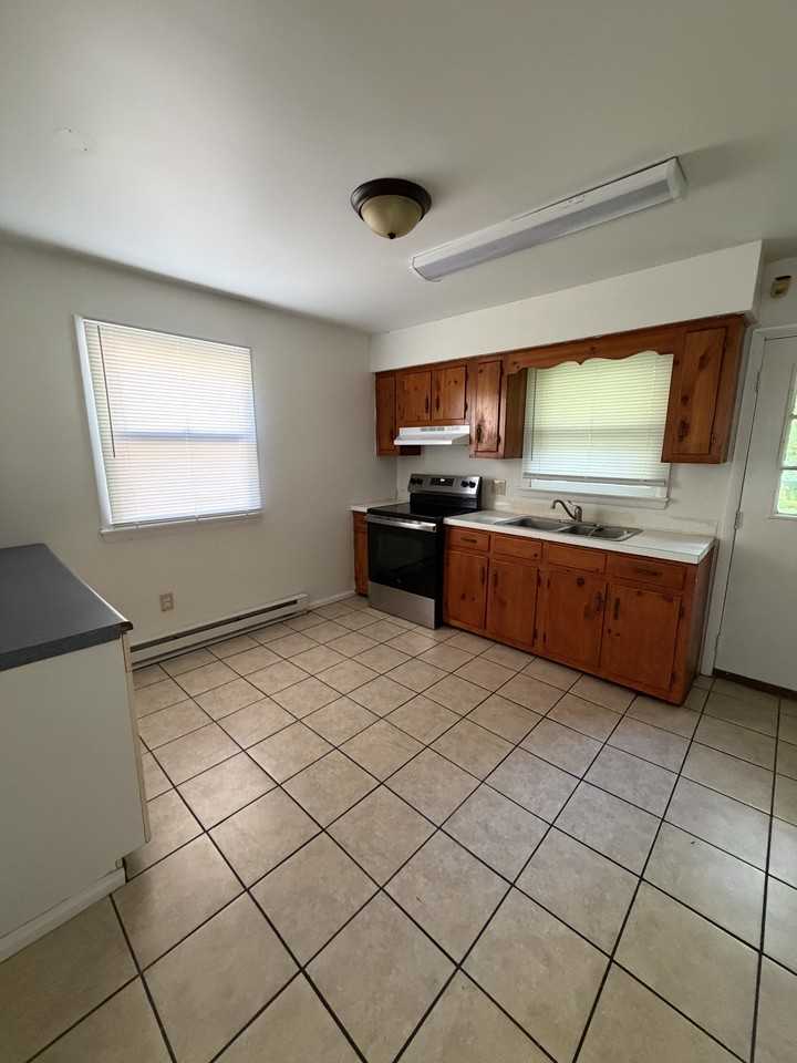 431 Hearn Ln #1 - Photo 5 of 14