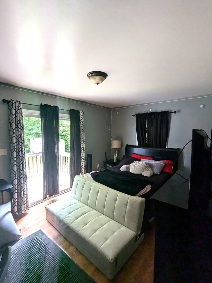 226 Chapel St #1 - Photo 4 of 12