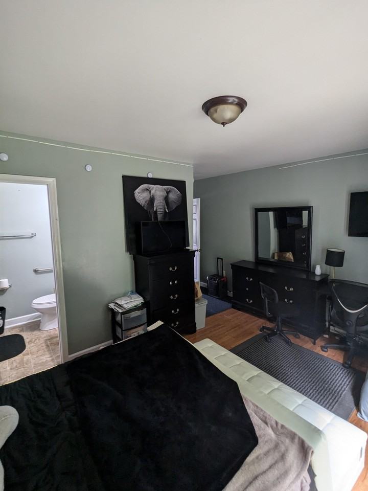 226 Chapel St #1 - Photo 5 of 12