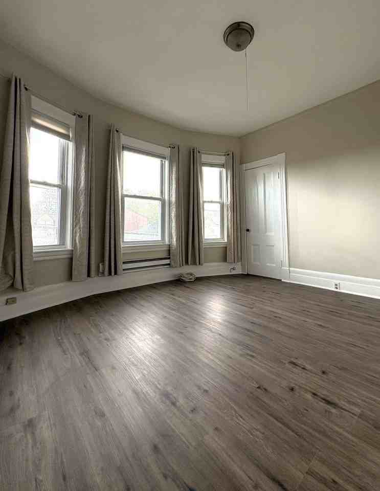 5 Ellis Avenue - Photo 2 of 16