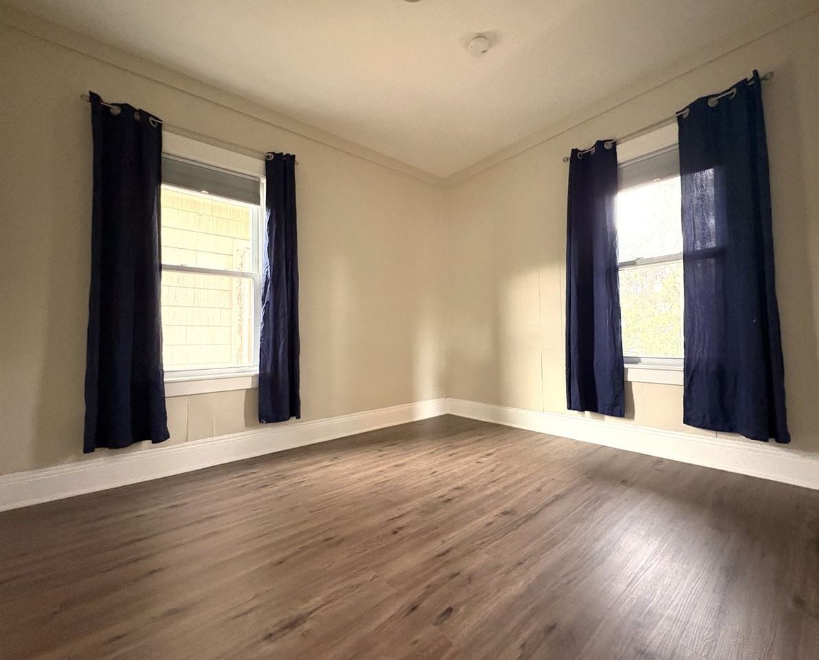 5 Ellis Avenue - Photo 4 of 16