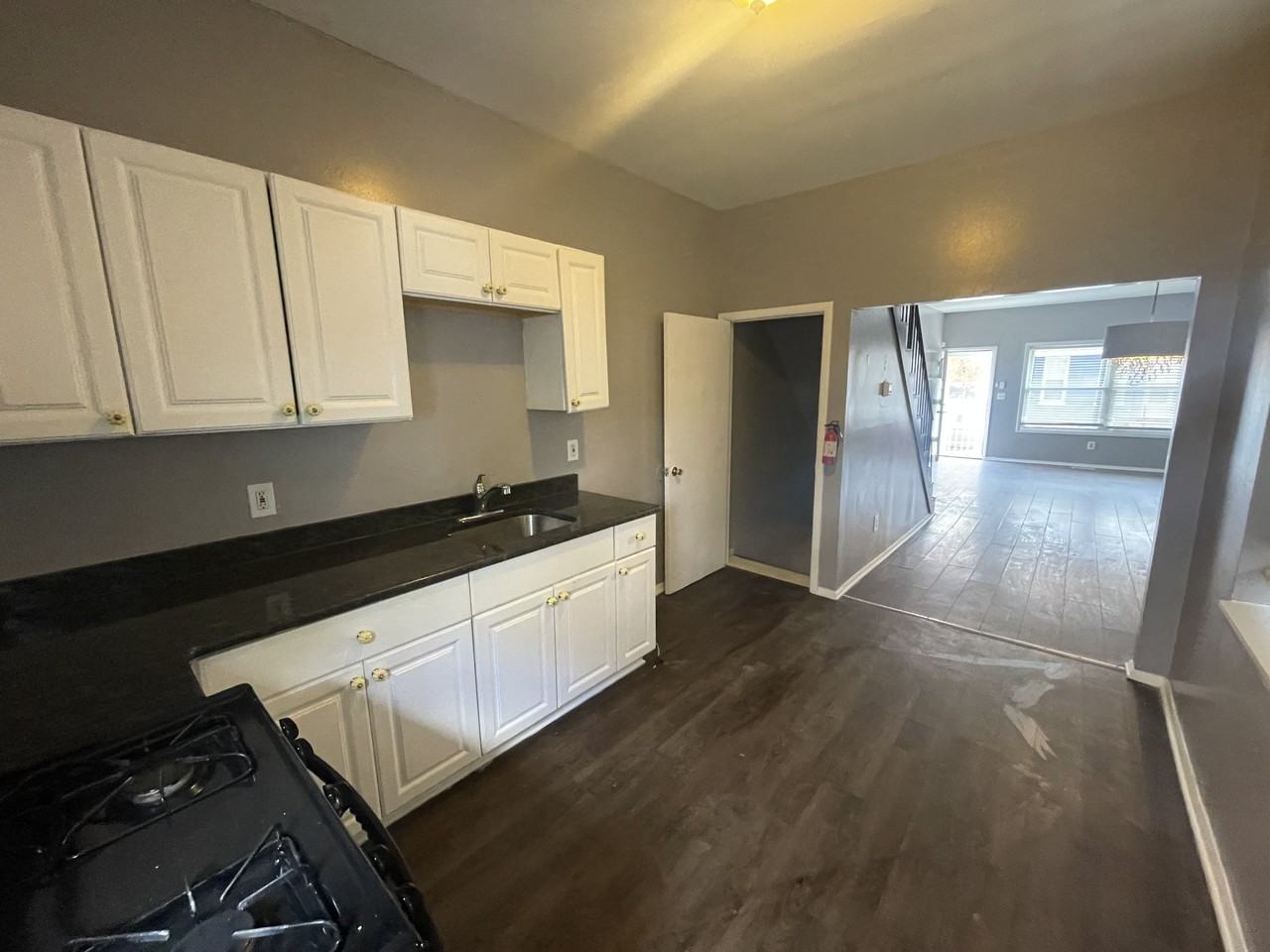 537 Newton Ave #1 - Photo 5 of 14