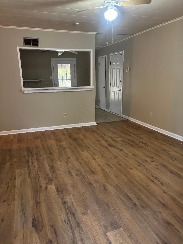1400 W College Ave #1 - Photo 2 of 9