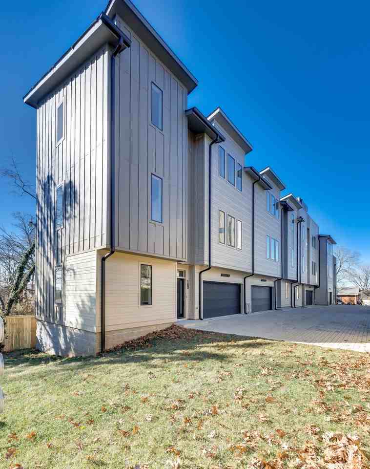 16 Willis St #B - Photo 7 of 50