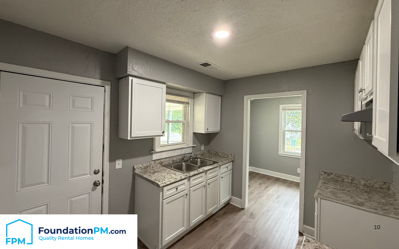 2100 Worthington Cir #1 - Photo 4 of 15