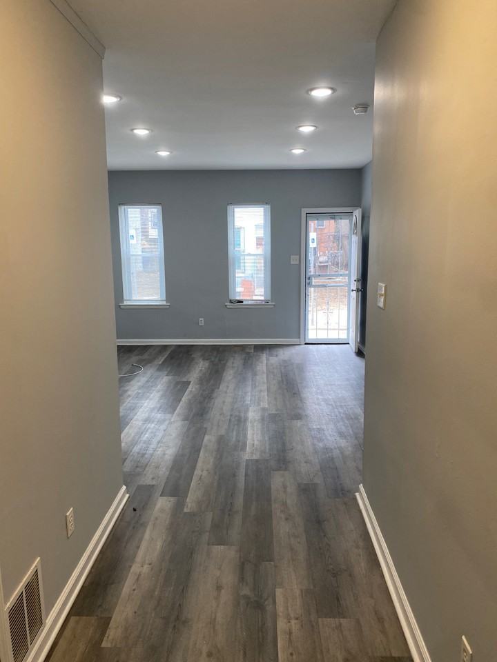 3930 Reno St #1 - Photo 5 of 32