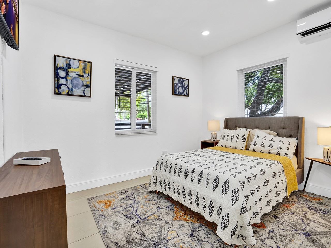 2055 Ne 140th St #A - Photo 6 of 14
