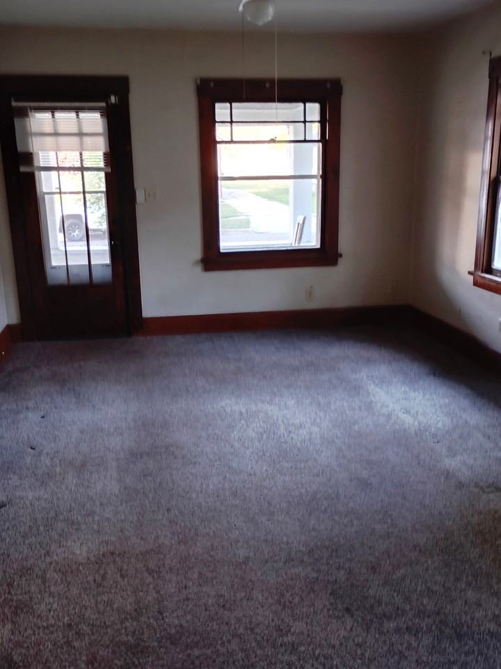1804 Latham St #1 - Photo 3 of 8