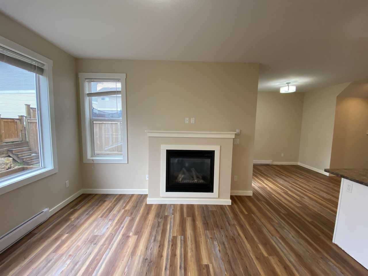 1634 88 Ave #M - Photo 3 of 15