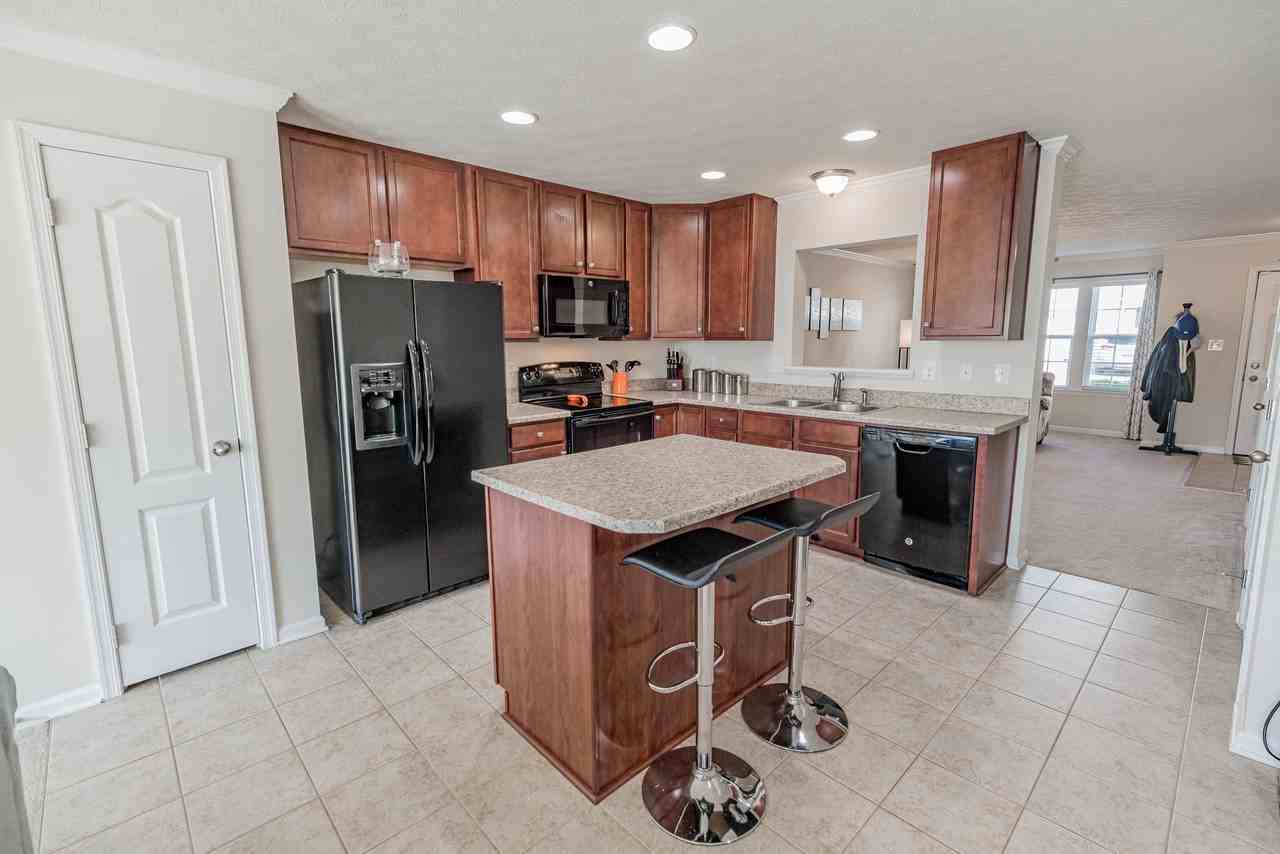 210 Summerfield Dr #1 - Photo 6 of 22