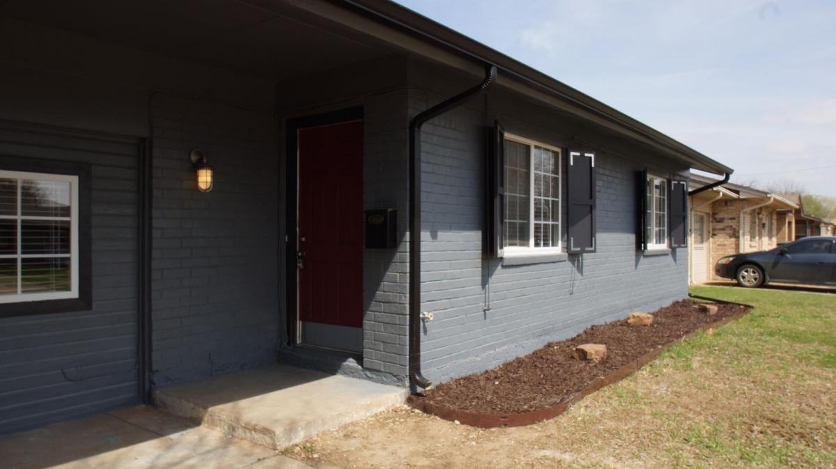 413 Winding Ln #1 - Photo 3 of 8