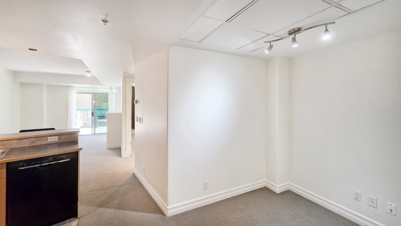 836 15 Ave Sw #208 - Photo 5 of 20